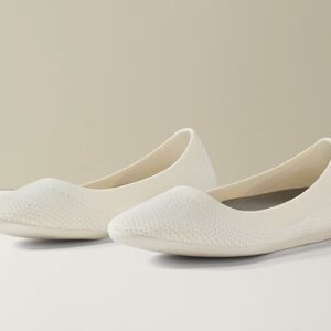 NWT Allbirds Tree Breezer flats - natural white